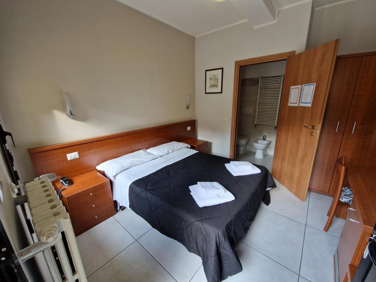 Hotel Bonola Milan Exterior photo