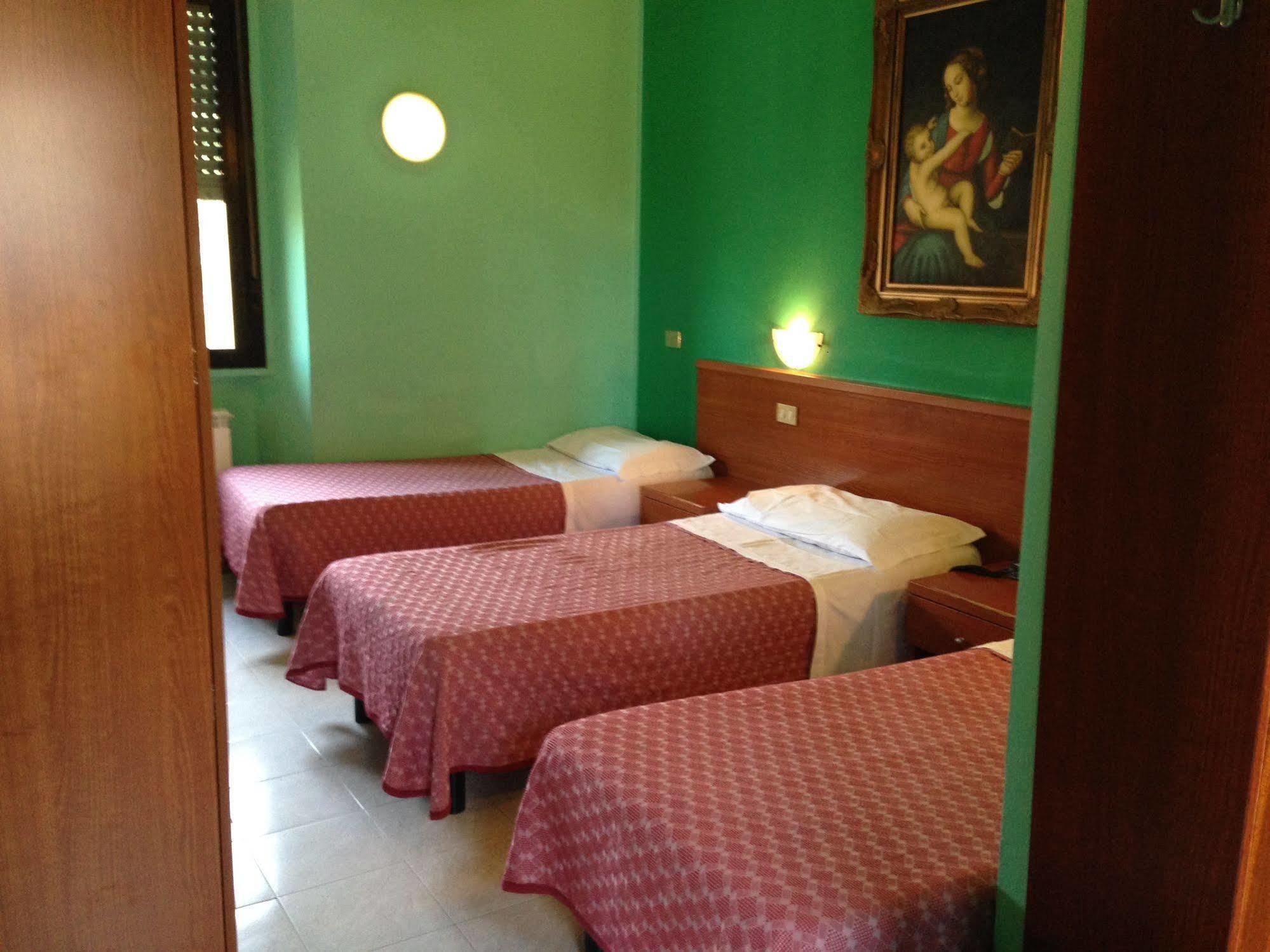 Hotel Bonola Milan Exterior photo